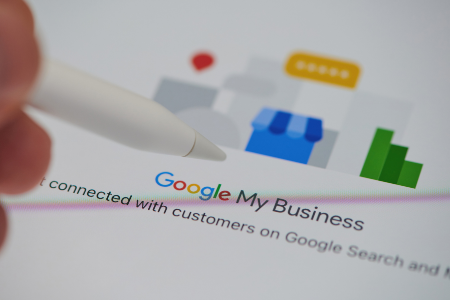 Guide to Google, Facebook, and LinkedIn Business Page - by OMG Australia